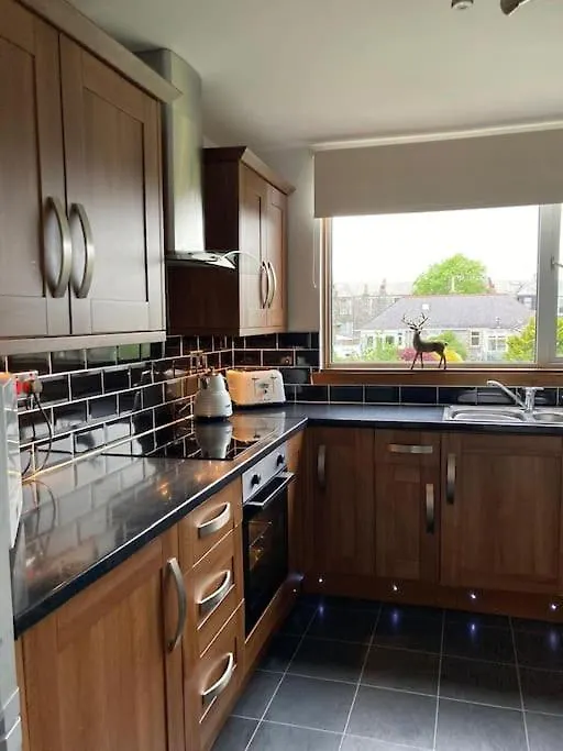 Bright Modern 2 Bedroom Apartment Free Parking And Wi-Fi 阿伯丁