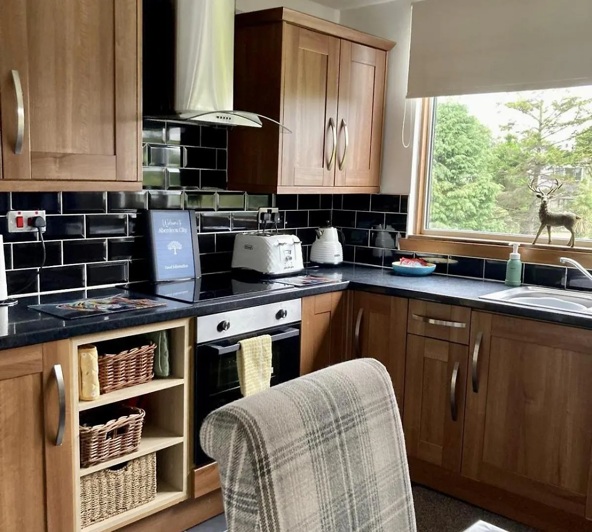 Bright Modern 2 Bedroom Apartment Free Parking And Wi-Fi 阿伯丁